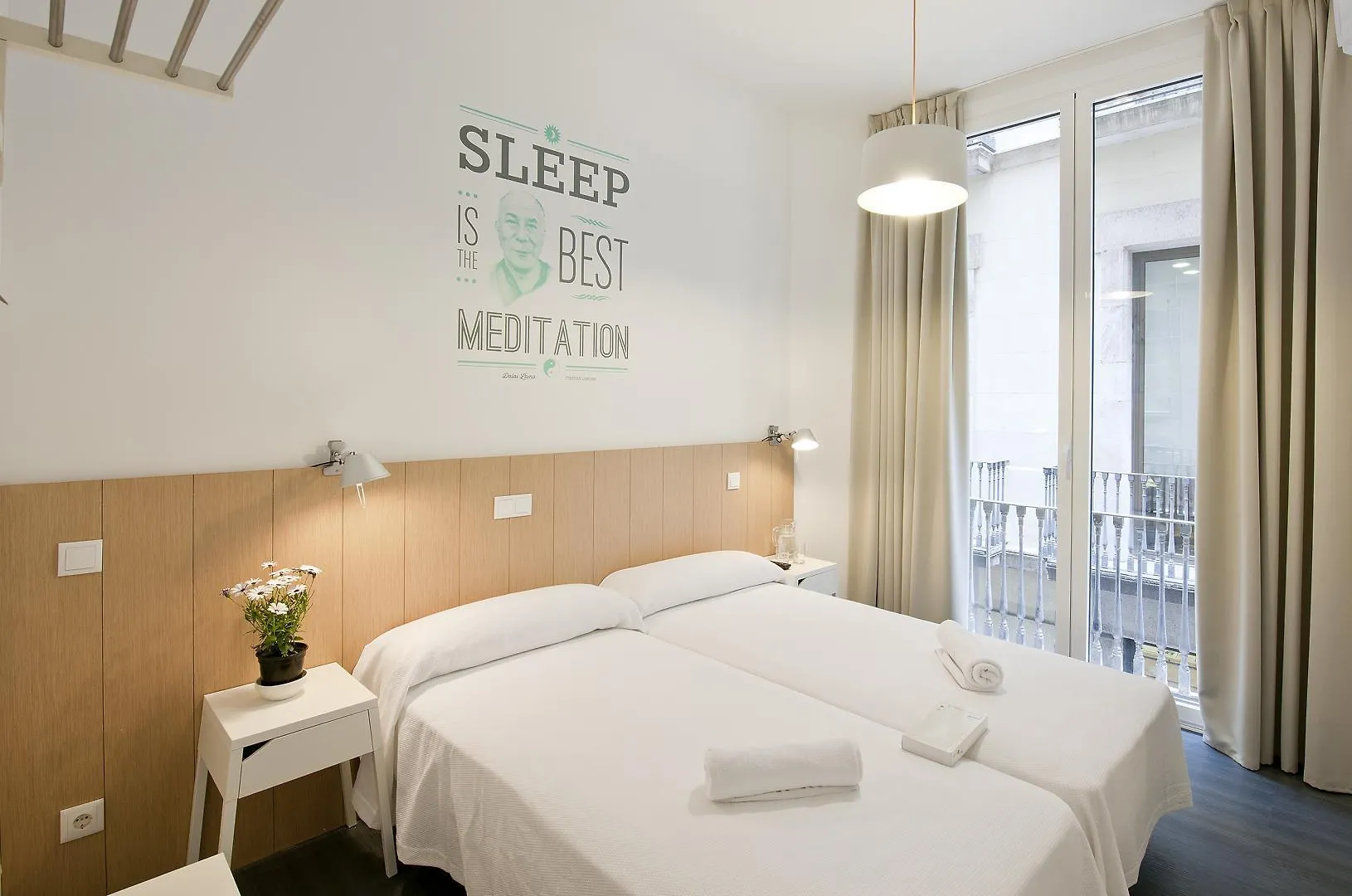 Casa de hóspedes Bypillow Ramblas (Adults Only) Barcelona